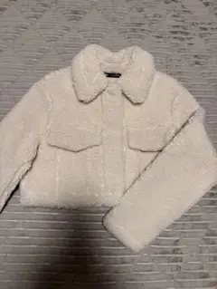 【美品】ZARA モコモコショート丈ジャケット　アイボリーS