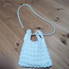 美品 白 ポコポコパールショルダー　　アベイルのサムネイル