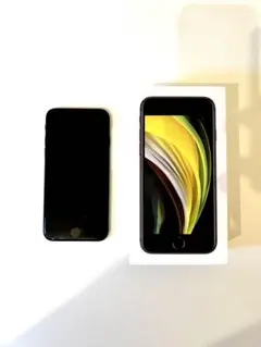 Apple iPhone SE (第2世代) ブラック 本体