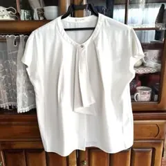 【美品】ハニーズ　半袖ブラウス　M 白