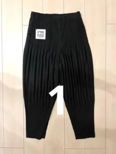 26ss 新品　ISSEY MIYAKE HOMME PLISSÉ パンツのサムネイル