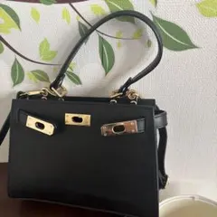 オウレンティ ショルダーバッグ ハンドバッグのサムネイル