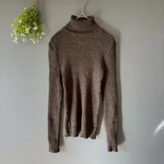 クーカイ〔M〕◎イタリア製◎ウール混◎タートルネックリブニット◎高級感◎シック