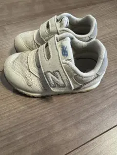 New Balance キッズスニーカー
