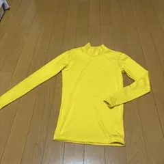 サッカー　インナーシャツ　DUARIG イエロー 長袖シャツ 140サイズ