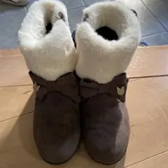 早い者勝ち★お値下げ！！美品☆エニファムファー付きブーツのサムネイル