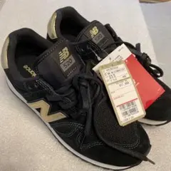 New Balance WL520BKG 23.5cm ブラックのサムネイル