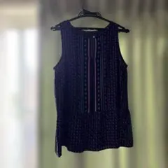 ノースリーブ　ブラウス