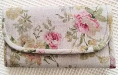 花柄キルティングお薬手帳ケース - メルカリ
