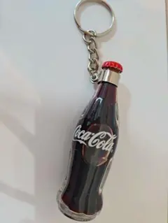 Coca-Cola（コカ・コーラ）液体入り ボトル型 キーホルダー　ガラス製のサムネイル