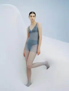 Mame Kurogouchi UNIQLO シアーキャミソールのサムネイル