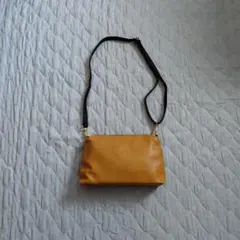 D.KELLY レザーショルダーバッグ