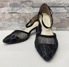 Betty Clubブラック　チュールレースストラップパンプスのサムネイル