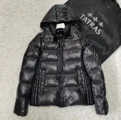 タトラス ダウンジャケット