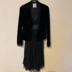 ブラックベルベットジャケットとドレスセット