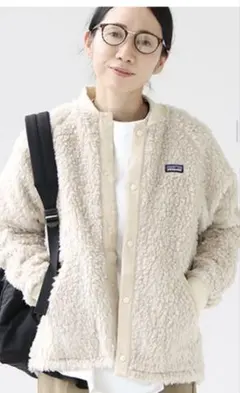 Patagonia ガールズ　フリースジャケット ベージュ