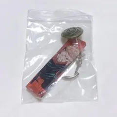 呪術廻戦 校章ボタン付きアクリルチャームコレクション 虎杖悠仁1点