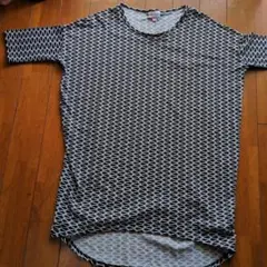 ロングTシャツ