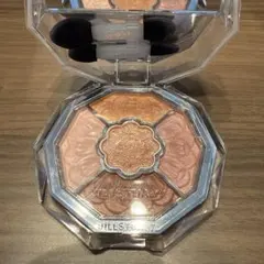 ジルスチュアート　ブルームクチュールアイズ　ジュエルドブーケ 03