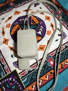 objcts.io♪i phone13マイクロバッグ