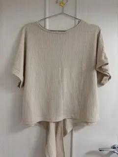 SHEIN リブ編み ベージュ バックオープン Tシャツ