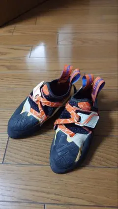 Item thumbnail for item 6fcff8b3-75a4-4b79-a76d-0436800045b0