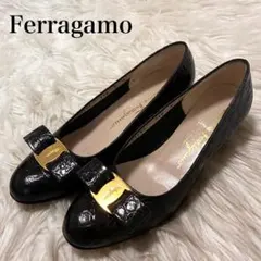 Ferragamo 黒 ヴァラ リボン パンプス クロコ型押しのサムネイル
