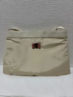 Ferragamo ホワイトクリーム ショルダーバッグのサムネイル