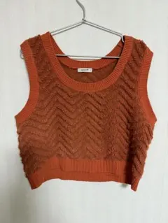 studioCLIP オレンジ編み模様クロップドニットベスト