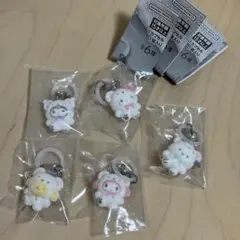 サンリオ　めじるしアクセサリー　ふわふわスノー　5個セット
