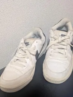 NIKE スニーカー 23cm 654495-100