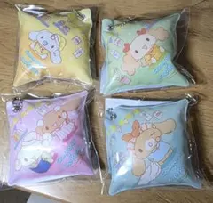 くら寿司　シナモロール　クッションチャーム他