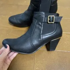 Vanity Beauty ブラックブーツのサムネイル