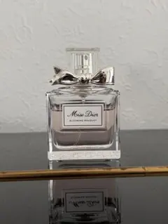 Miss Dior Blooming Bouquet 香水のサムネイル