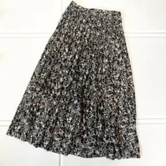 GLOBALWORK 花柄　フレアスカート　ブラックMサイズ　プリーツ　ロング