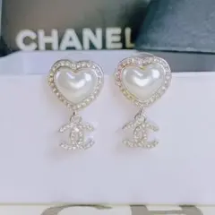 CHANEL ハート パール ピアス ココマーク d7 - メルカリ