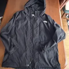 THE NORTH FACE マウンテンパーカー ブラック Mサイズのサムネイル