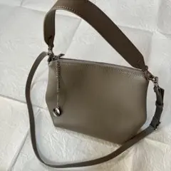 BEARDSLEYビアズリー2way シンプルソフトレザー　ショルダーバッグのサムネイル