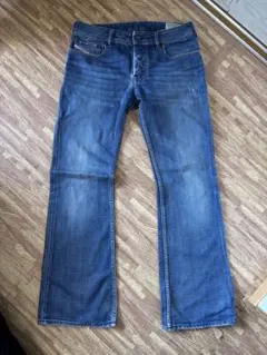 （激安）DIESEL ディーゼル Zathan ブーツカットデニム　フレアデニム