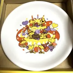 ウッドストックスモールショップ　ケーキ皿　10周年　スヌーピータウン
