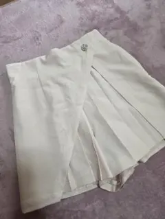 パール調ボタン付き プリーツミニスカート ナイスクラップ