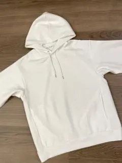 GUのパーカー　美品