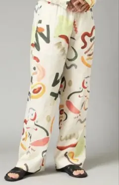 CommonNoun kana akiyama 総柄パンツ