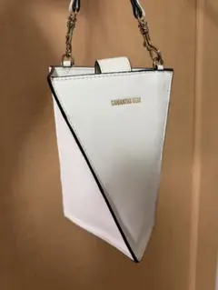 SAMANTHA VEGA ホワイト ショルダーバッグ/玉城ティナ