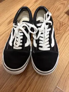 VANS Old Skool ブラック ホワイト スニーカーのサムネイル