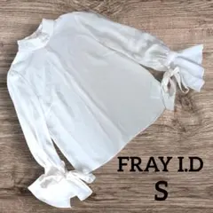 FRAY I.D ハイネック 袖リボンブラウス Sのサムネイル