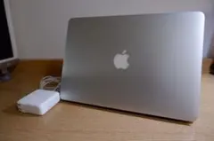 【美品】APPLE MacBook Air 13インチ