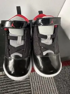 Jordan キッズ スニーカー ブラック/レッド