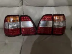 ランクル100 テールランプセット純正品 ランクル 100 UZJ100W HDJ101K LED クリアコンビ テールランプ