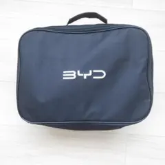 BYD 純正 EV 充電器 車載用収納ケース付 ブラック ホルダー付 - メルカリ
